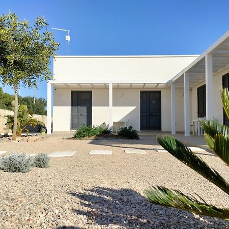 B&B Bianco Mediterraneo Торре-Ово Екстер'єр фото