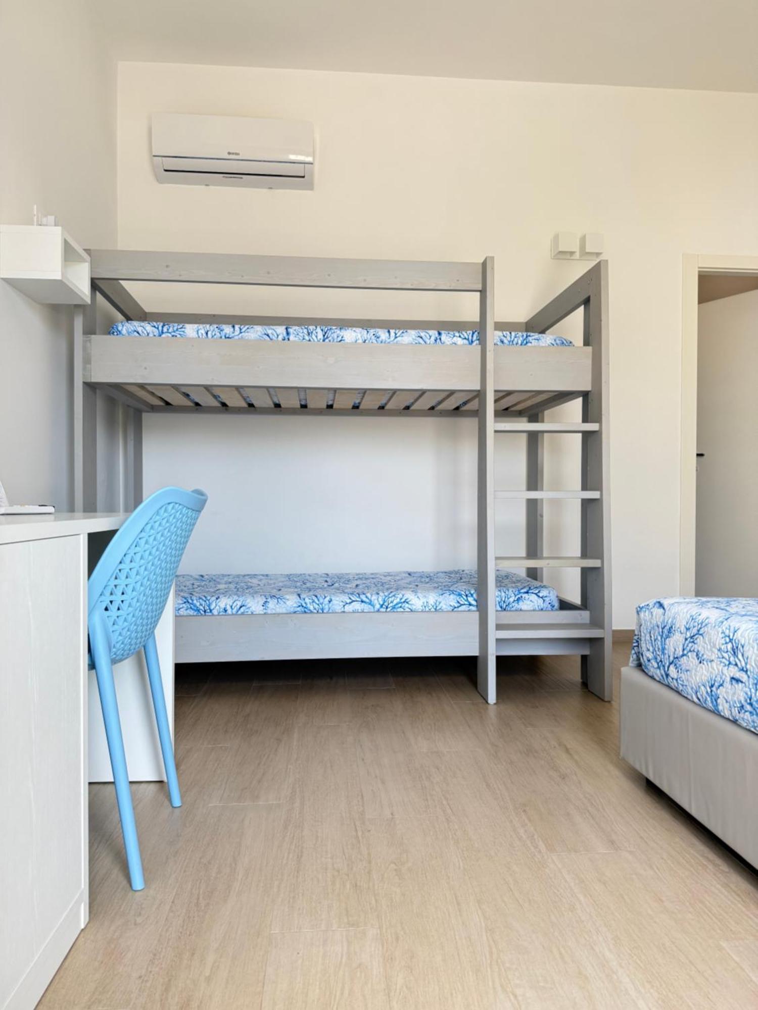 B&B Bianco Mediterraneo Торре-Ово Екстер'єр фото